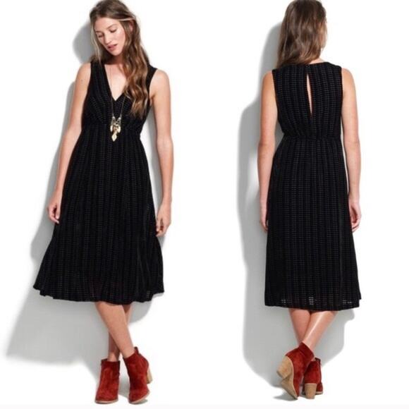Madewell Broadway & Broome Velvet Midi Dress Black Textured Size 0 Witchy Goth - Picture 1 of 9
